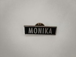 Pin MONIKA - Box 4