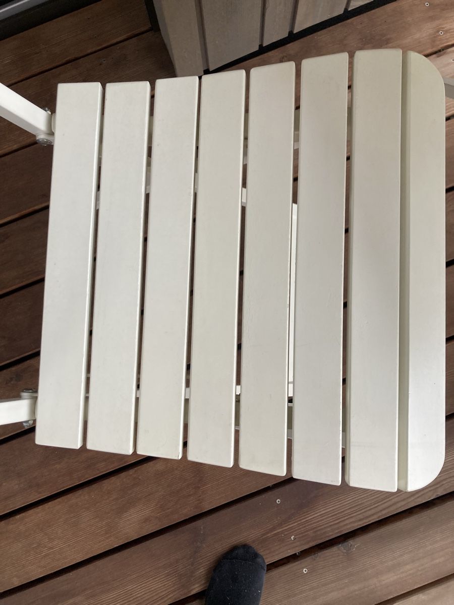 Ikea Set di tavolo e panche: Ikea Gartentisch weiss holz – Usato da Winterthur venduto da butterfly210 1