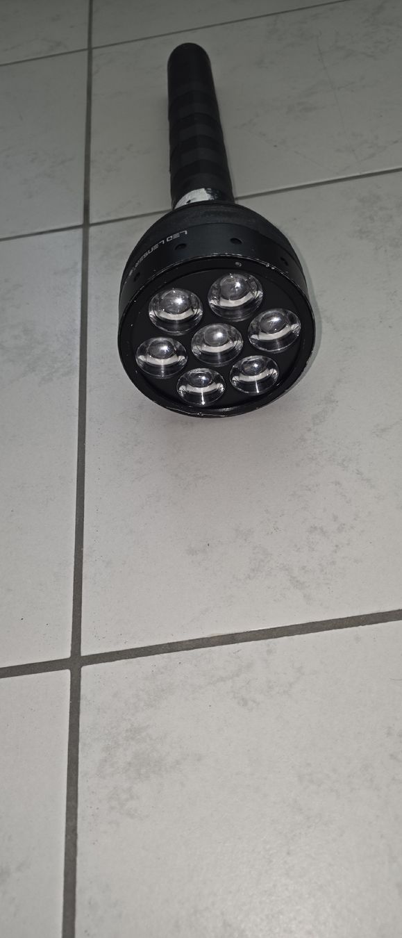 Ledlenser Lampade: Led Lenser X21 – Usato da Aarburg venduto da Se20 2