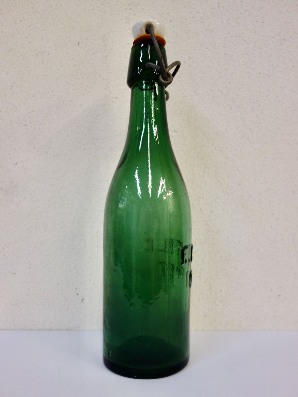 Bicchieri, Caraffe & Bottiglie: kleine alte Flasche E. BAIERLÉ COPPET – Usato da Kerzers venduto da Flaschenposten 3