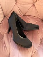 Neue schwarze Tamaris High Heel Pumps in Gr.40