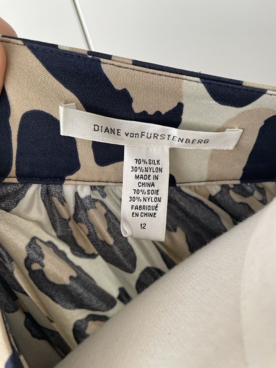 Diane von Furstenberg Camicette: Pull chemise DVF – Usato da Montagny-la-Ville venduto da Sissi-Sissi 4