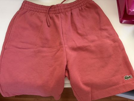 Lacoste Shorts Regular Fit rot Grösse S guter Zustand