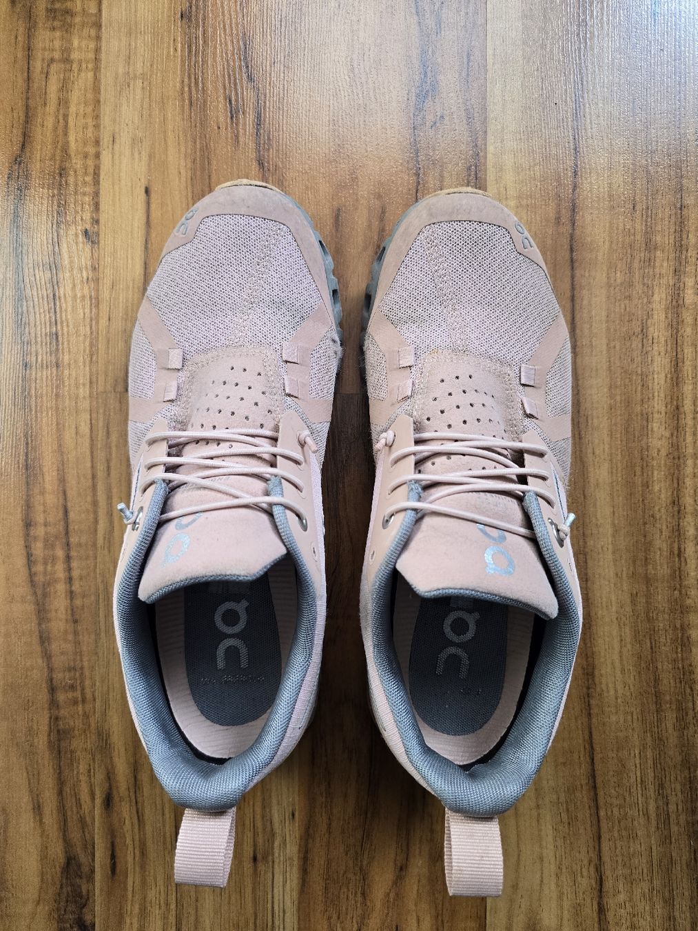 Scarpe da donna: on cloud Schuhe Gr. 38 – Usato da Leissigen venduto da No-Da