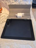 Apple iPad 16GB mit Ladekabel und Hülle gebraucht