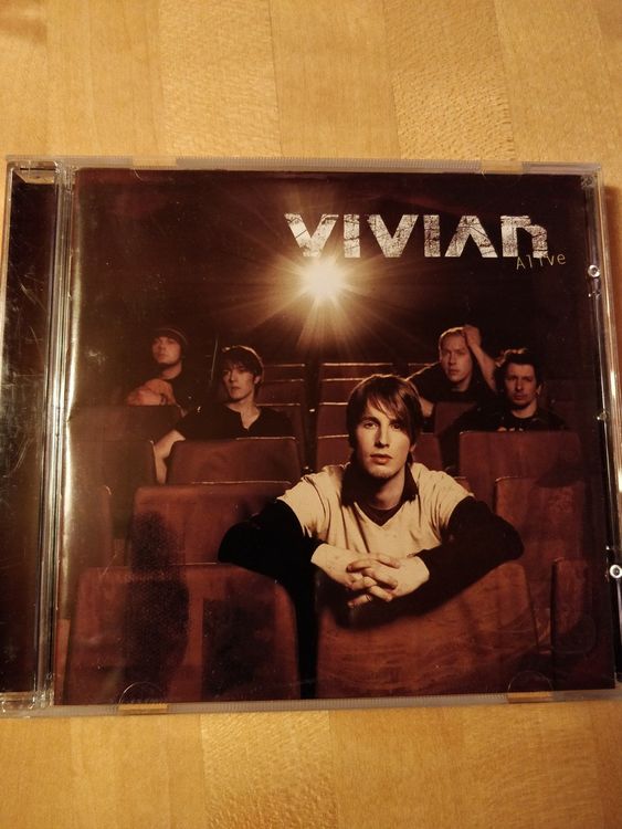 VIVIAN , Alive (Neu (gemäss Beschreibung)) in Grosswangen für CHF 2 ...