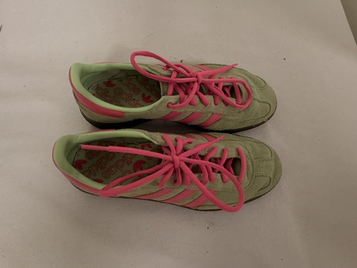 Adidas Damenschuhe: Adidas Spezial – Gebraucht aus Zürich von del_9vlj 1