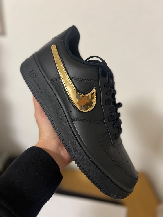 black air force one removable swoosh