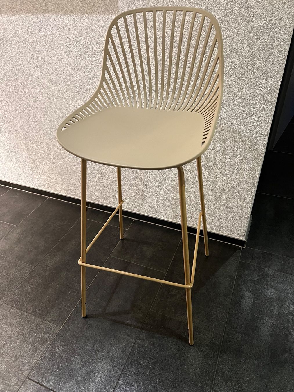 Hocker: Set mit 4 Barhocker NEU – Neu (gemäss Beschreibung) aus Horn von Ueli72