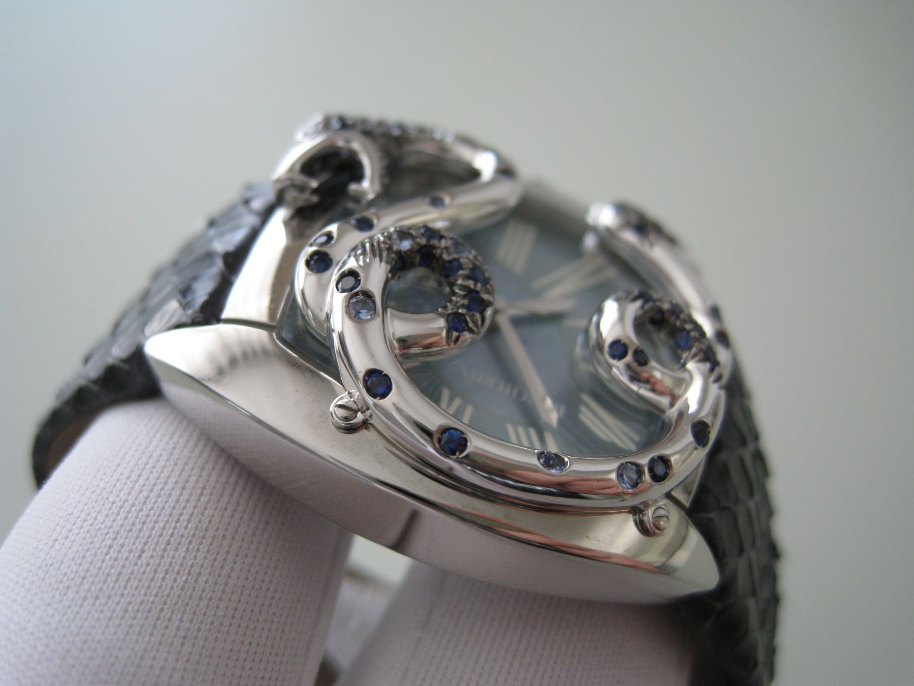 Boucheron Uhren: Boucheron MEC Large "Cobra" - Collection Jungle – Gebraucht aus Geneve von iBest 3