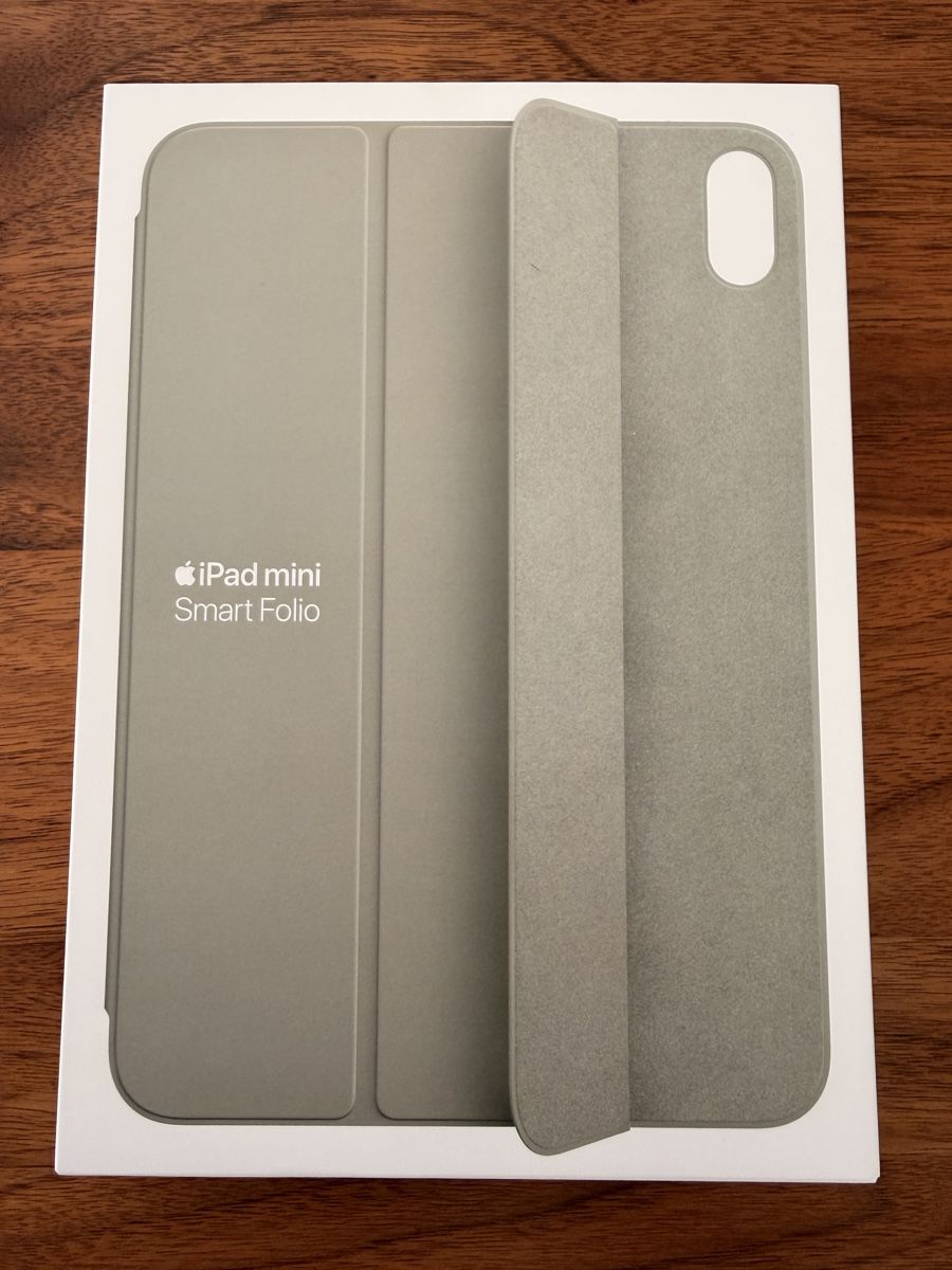 Apple Coques & Sacs: Apple iPad mini Smart Folio Light Sage Zustand Neu – Neuf avec emballage d'origine à Erlenbach ZH par Berlen 1