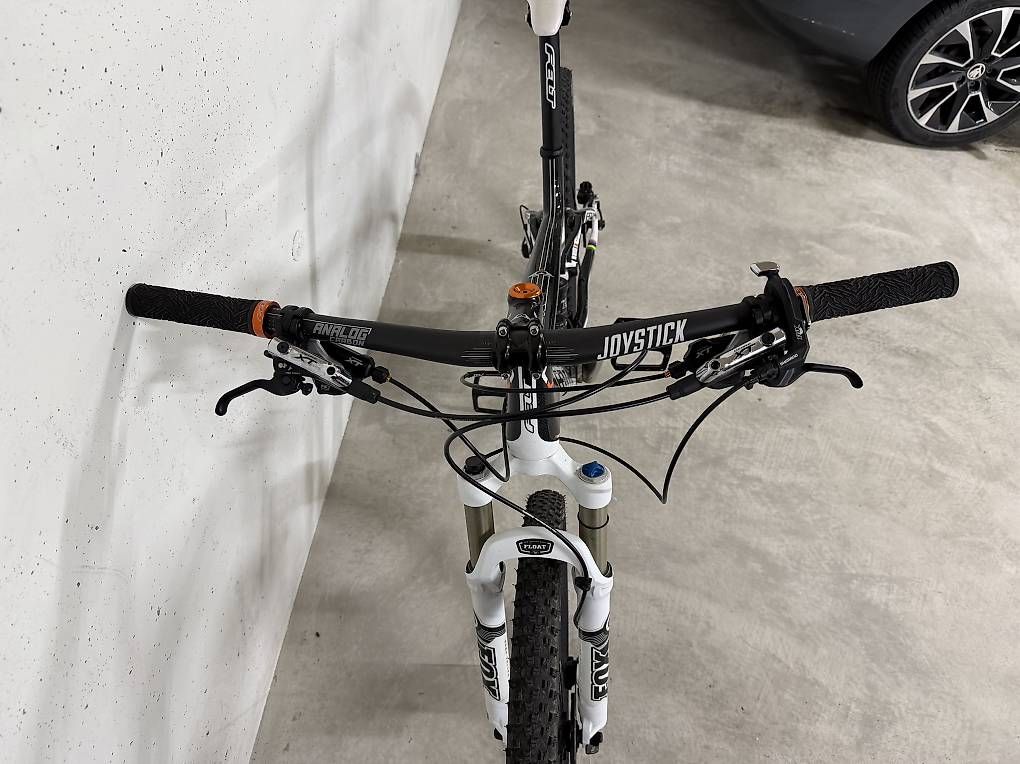 Felt Biciclette: Felt Edict Pro Carbon Fully – Usato da Buchrain venduto da dav_php5 4