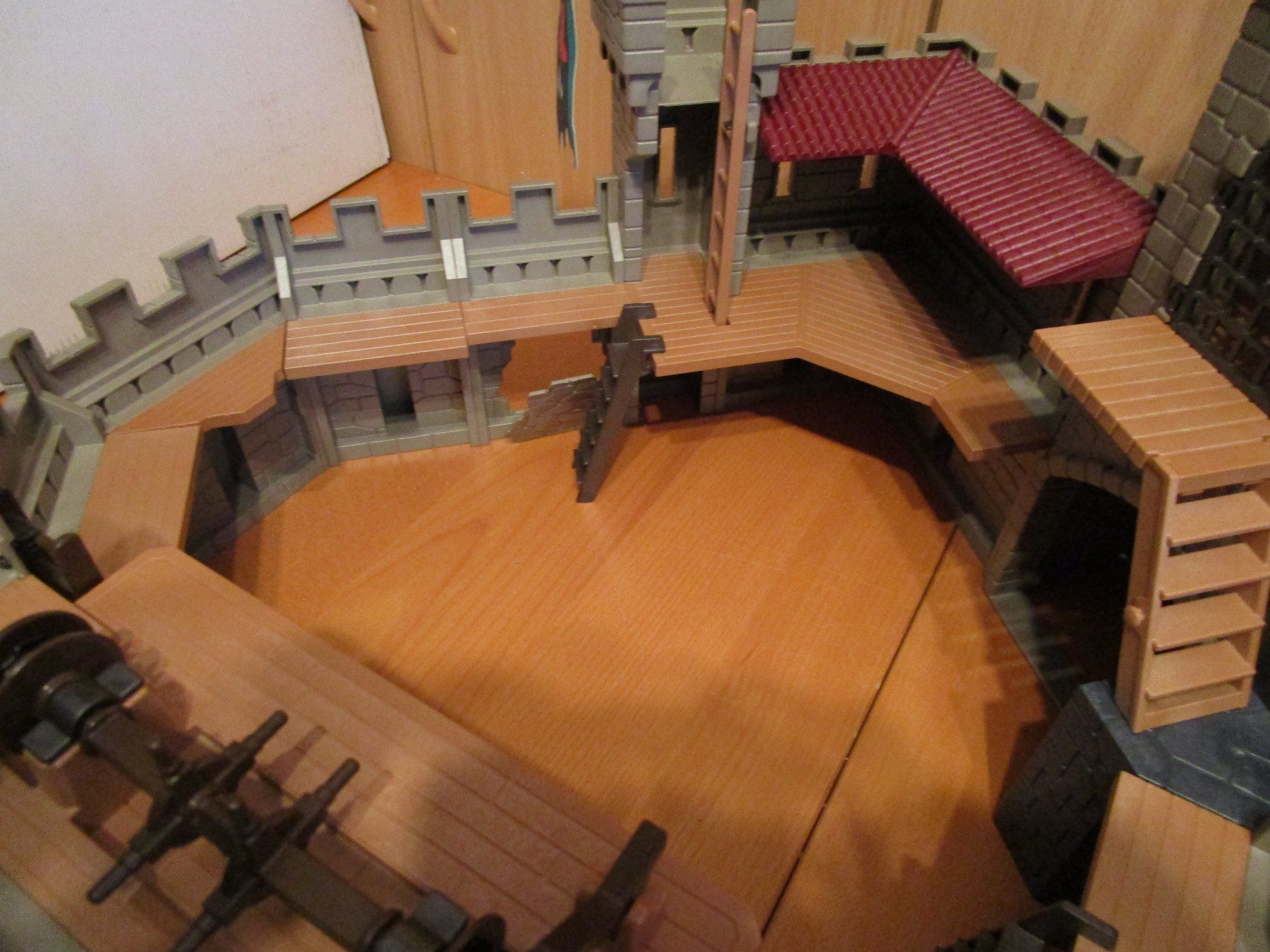 Playmobil Spielzeuge: Playmobil - Raubritterburg – Gebraucht aus Wetzikon ZH von Storchadebar 4