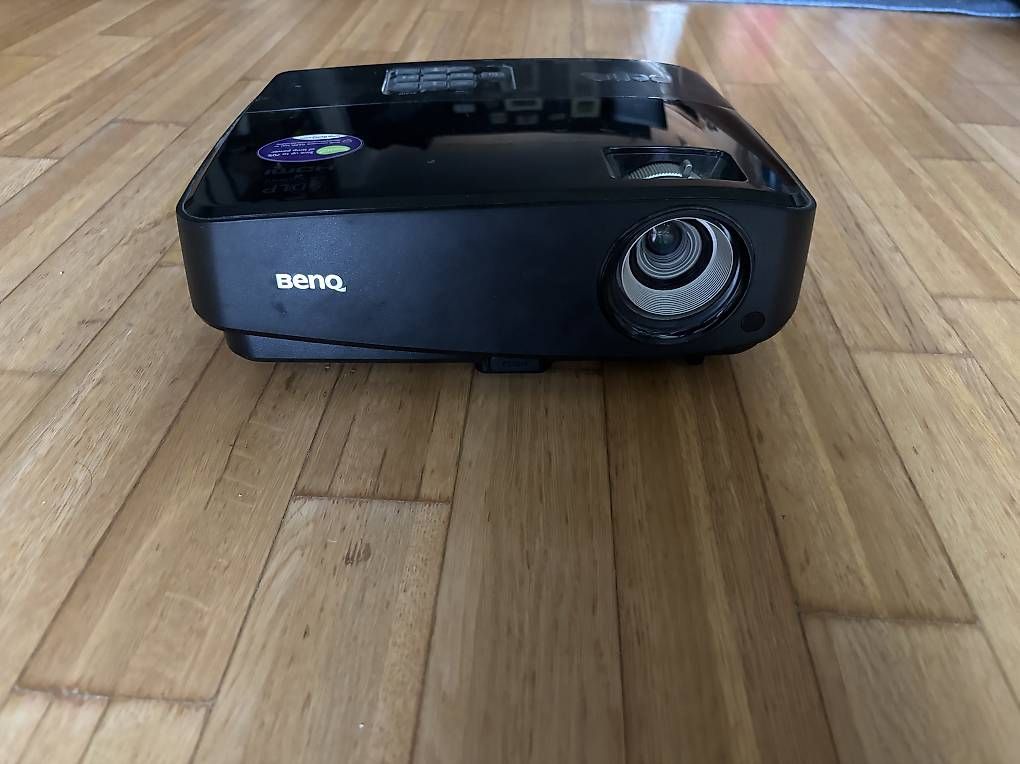BenQ Proiettori: Beamer Benq MW519 – Usato da Luzern venduto da sim_b9d2