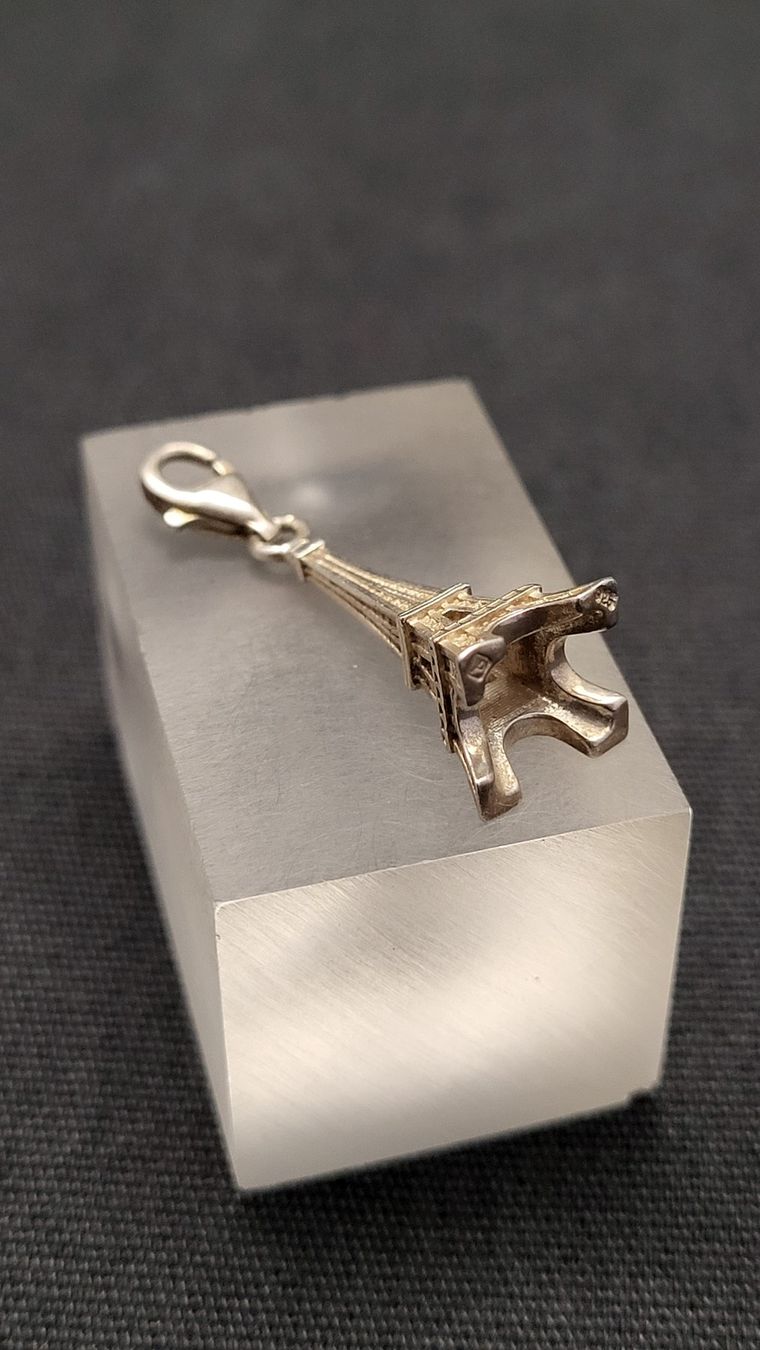 Pendentifs: Silber-Anhänger EIFFELTURM – D'occasion à Basel par spinne02 1
