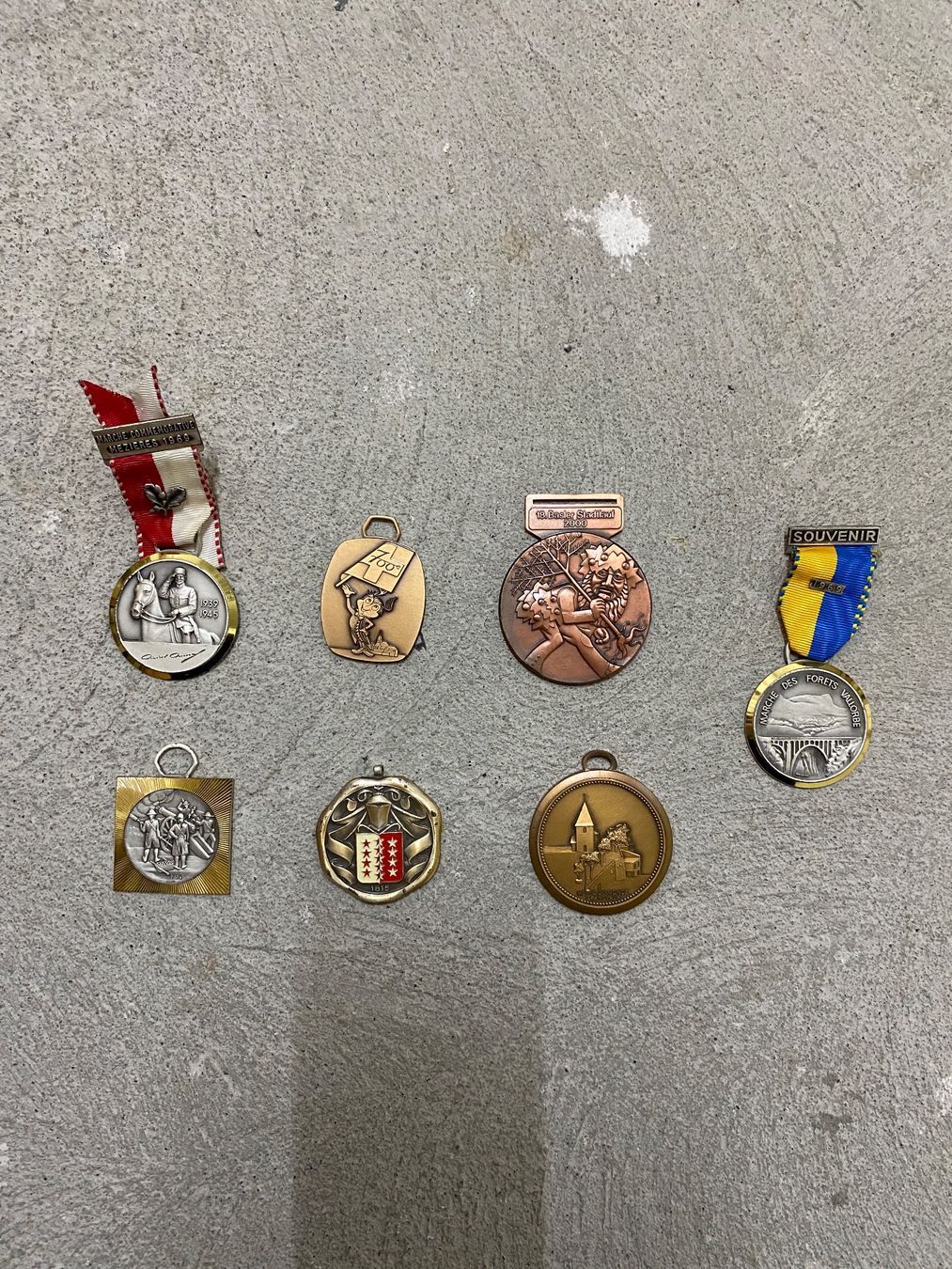Medaillen: Lots de médaille, divers, Suisse. – Gebraucht aus Prilly von jer_9vjb