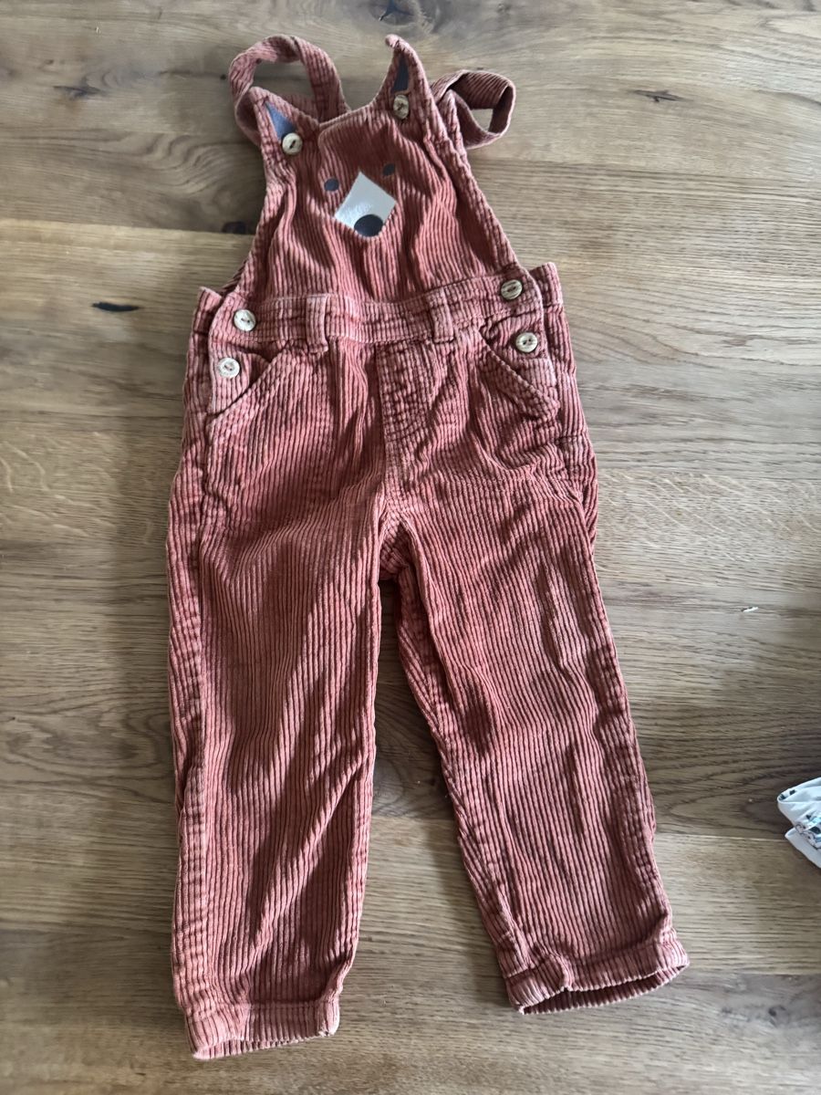 Lotti & Set di vestiti: Kleiderpaket Mädchen 86  – Usato da Gossau SG venduto da rut_2dkt 3