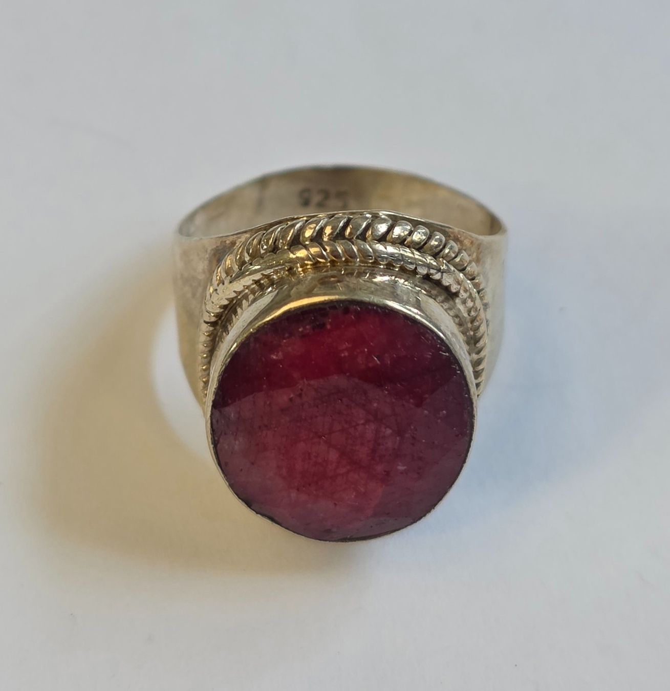 Ringe: Ring Silber mit grossem roten Rubin Grösse 57 – Neu (gemäss Beschreibung) aus Zürich von ben_mn5h 7