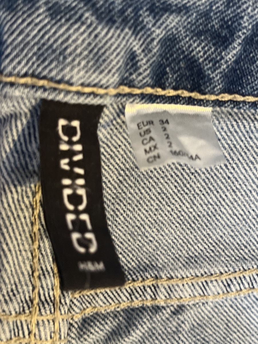 H&M Jeans: H&M Jeans gr 34 blau – Usato da Adligenswil venduto da Phoenix2017 3