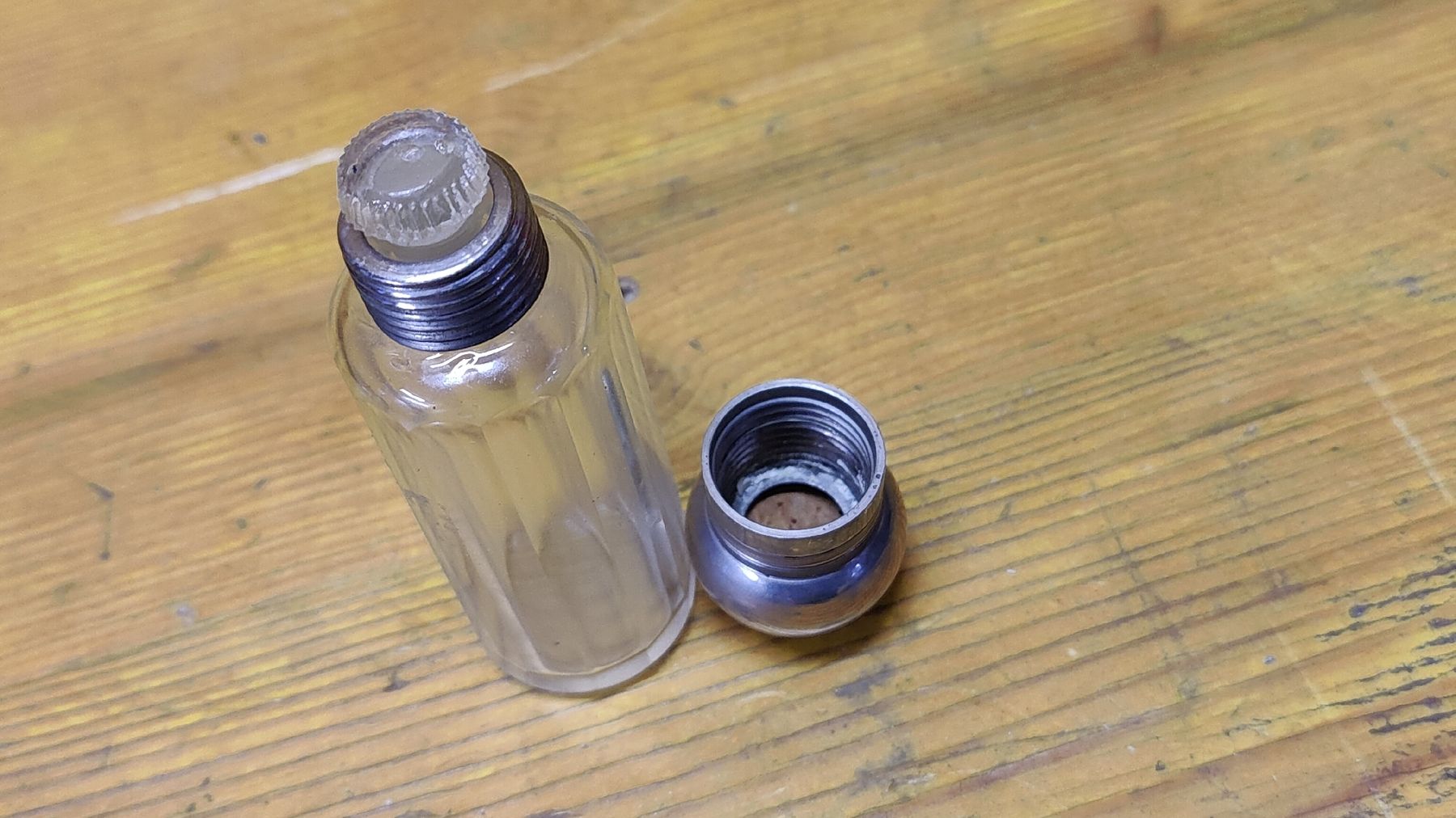 Flaconi: Antike Glas Parfum Flacon (L3) – Usato da Neuenhof venduto da bro_9zsg 2