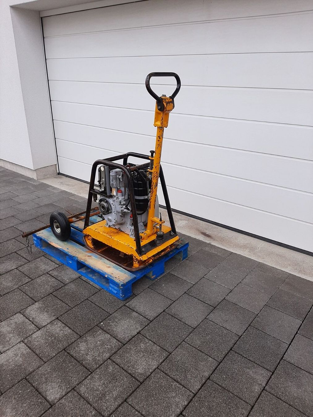 Wacker Neuson Tutte le macchine: Vibroplatte Rüttelplatte Hatz Diesel Wacker Neusson – Usato da Rain venduto da Kleinmoto 4