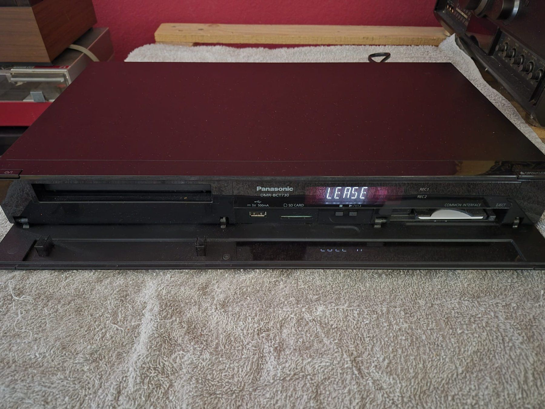 Systèmes audio & multimédias: Panasonic Blue Ray Disc Recorder – D'occasion à Brüttisellen par Stargate39