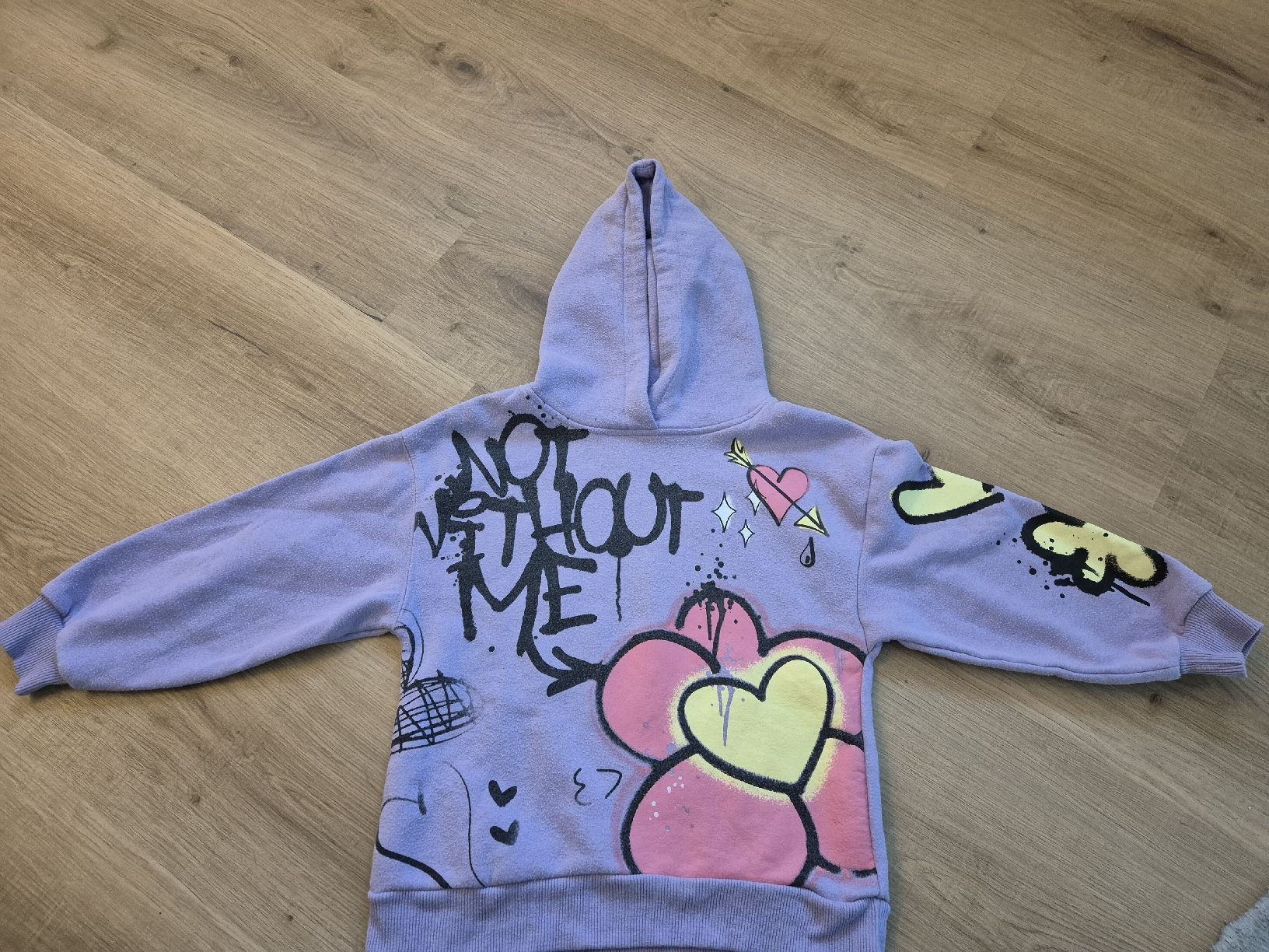 Zara Maglioni & Felpe: Zara Kapuzenpullover lila Grösse 128 – Usato da Adliswil venduto da Stardust11
