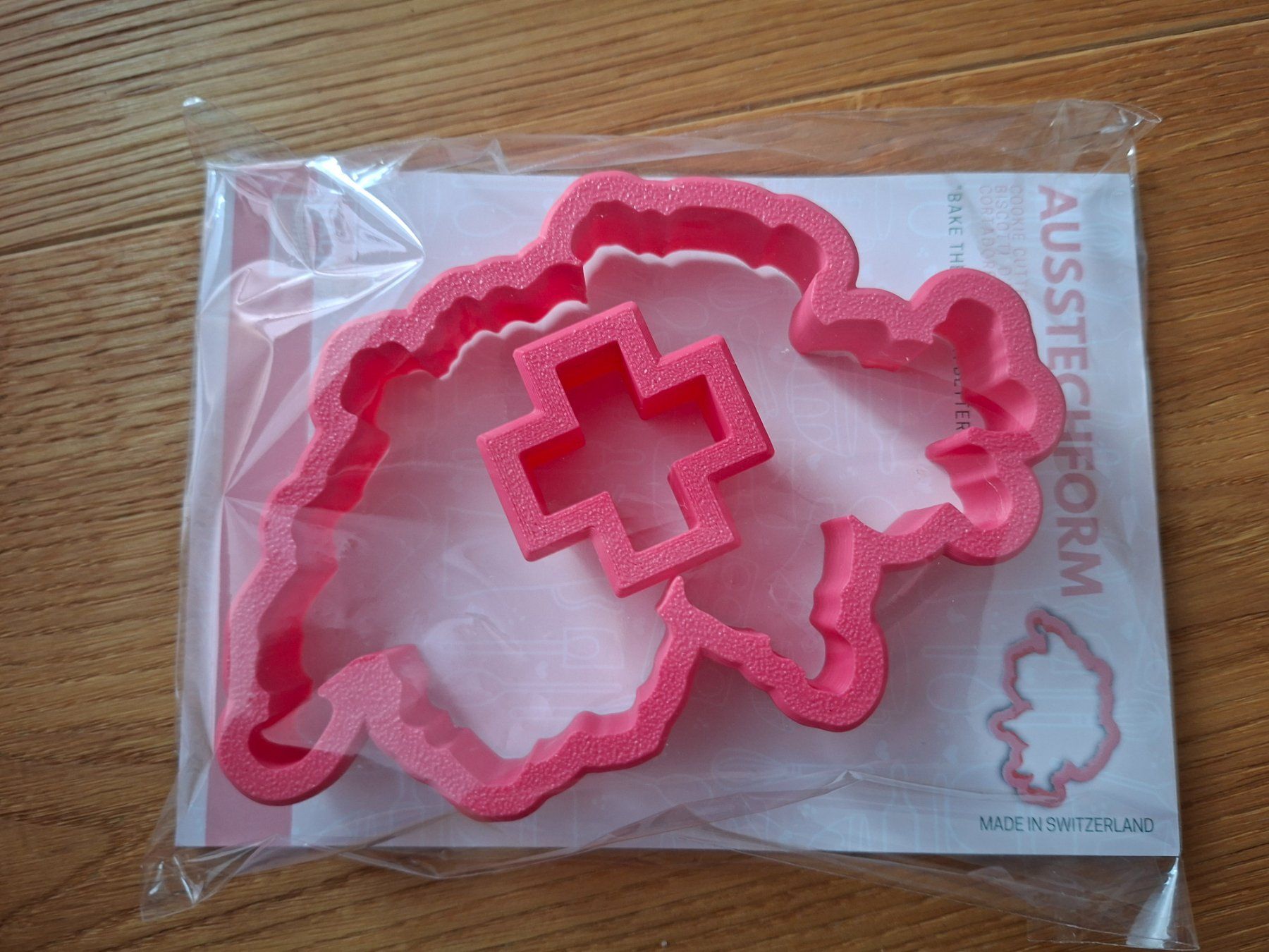 Backformen: NEU Guetzli-Ausstecher-Set Schweiz & Kreuz – Neu und originalverpackt aus Schmerikon von Ovi