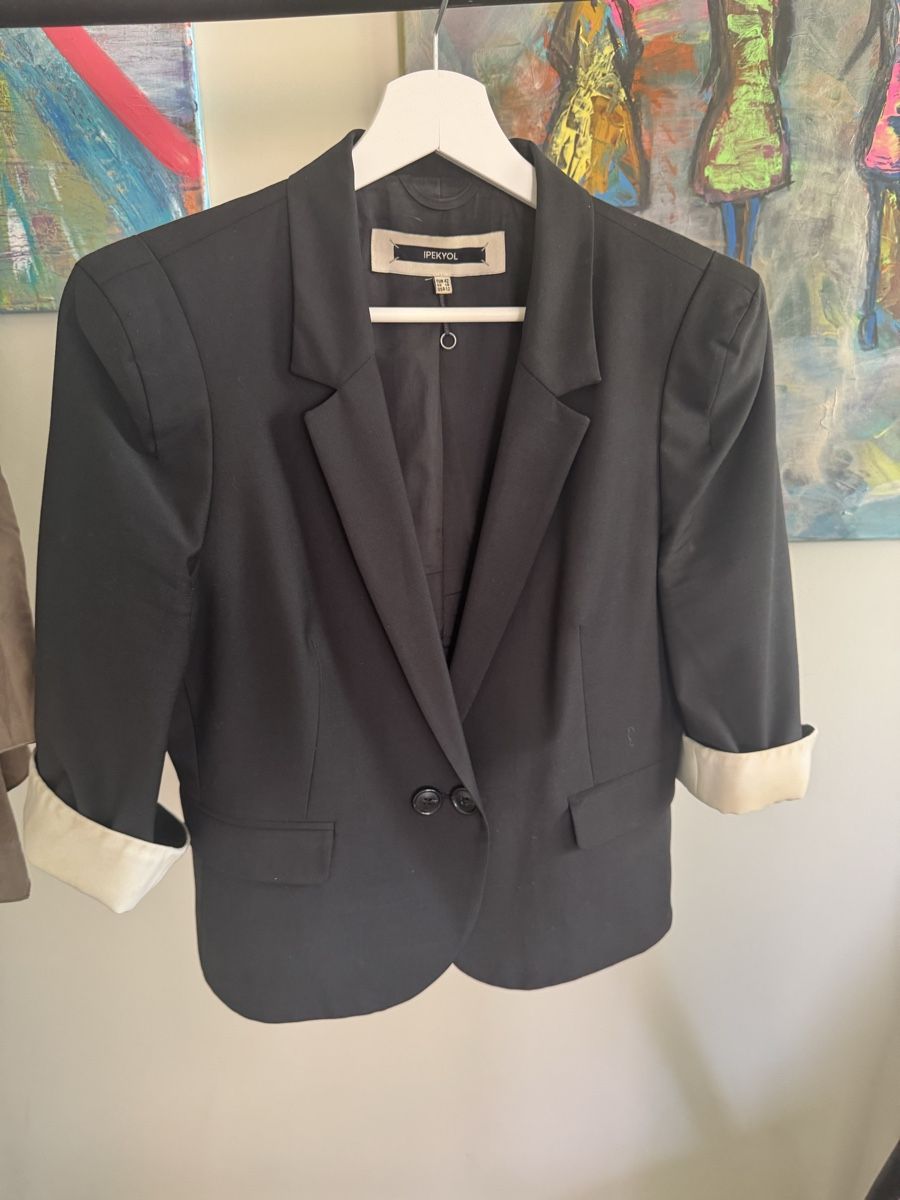 Jacken: Damen Blazer schwarz Grösse M – Gebraucht aus Zürich von alieacelina 1