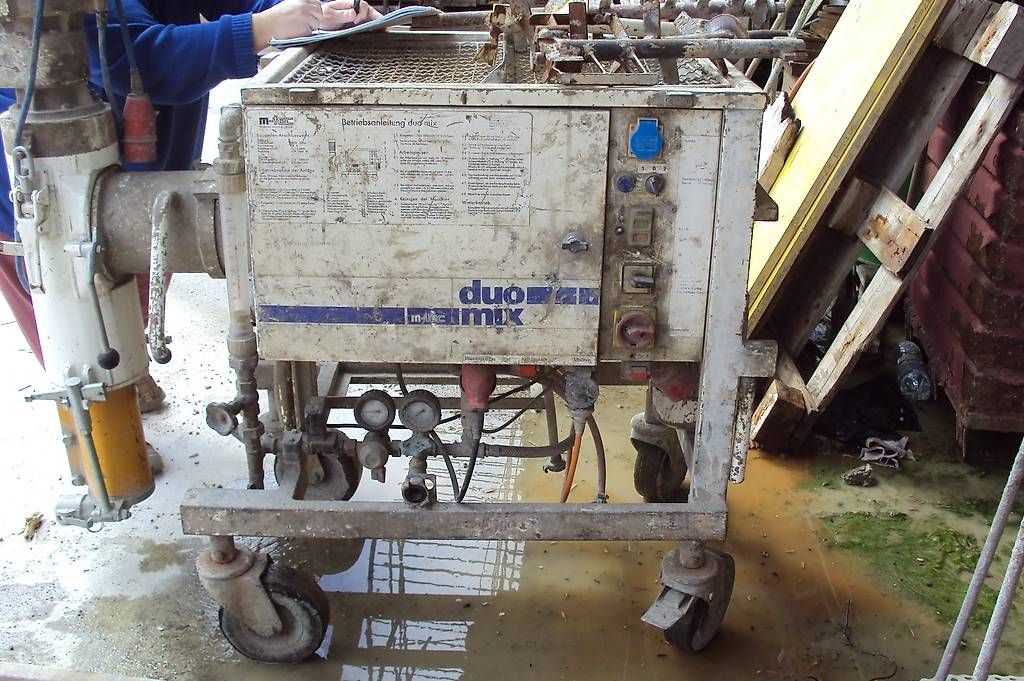 Tutte le macchine: GRUNDPUTZMASCHINE – Usato da Walliswil-Nbipp venduto da australien2007 3