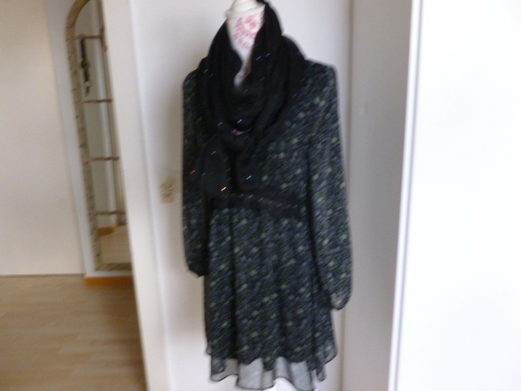 Zara Vestiti: Kleid – Usato da Arlesheim venduto da Jadur