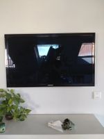 Samsung TV, 40 Zoll, Top Zustand, mit Wandhalterung!