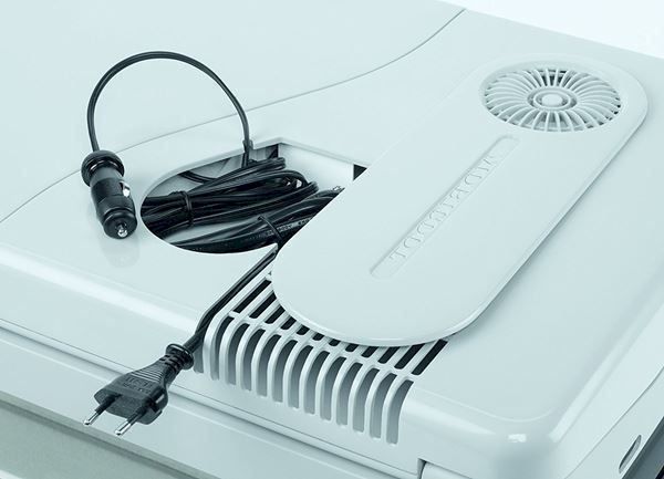 Kochen, Essen & Trinken: Mobicool Q40 elektrische Alu-Kühlbox – Neu und originalverpackt aus Bottighofen von zaap 3