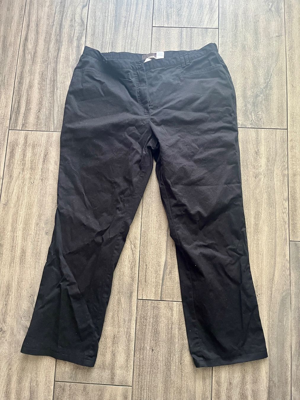 Pantaloni: Schwarze Hose – Usato da Strengelbach venduto da Lucaernest