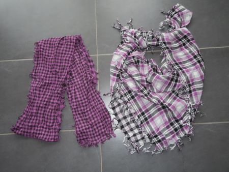 2 Karo-Halstücher / Foulards ***NEU***