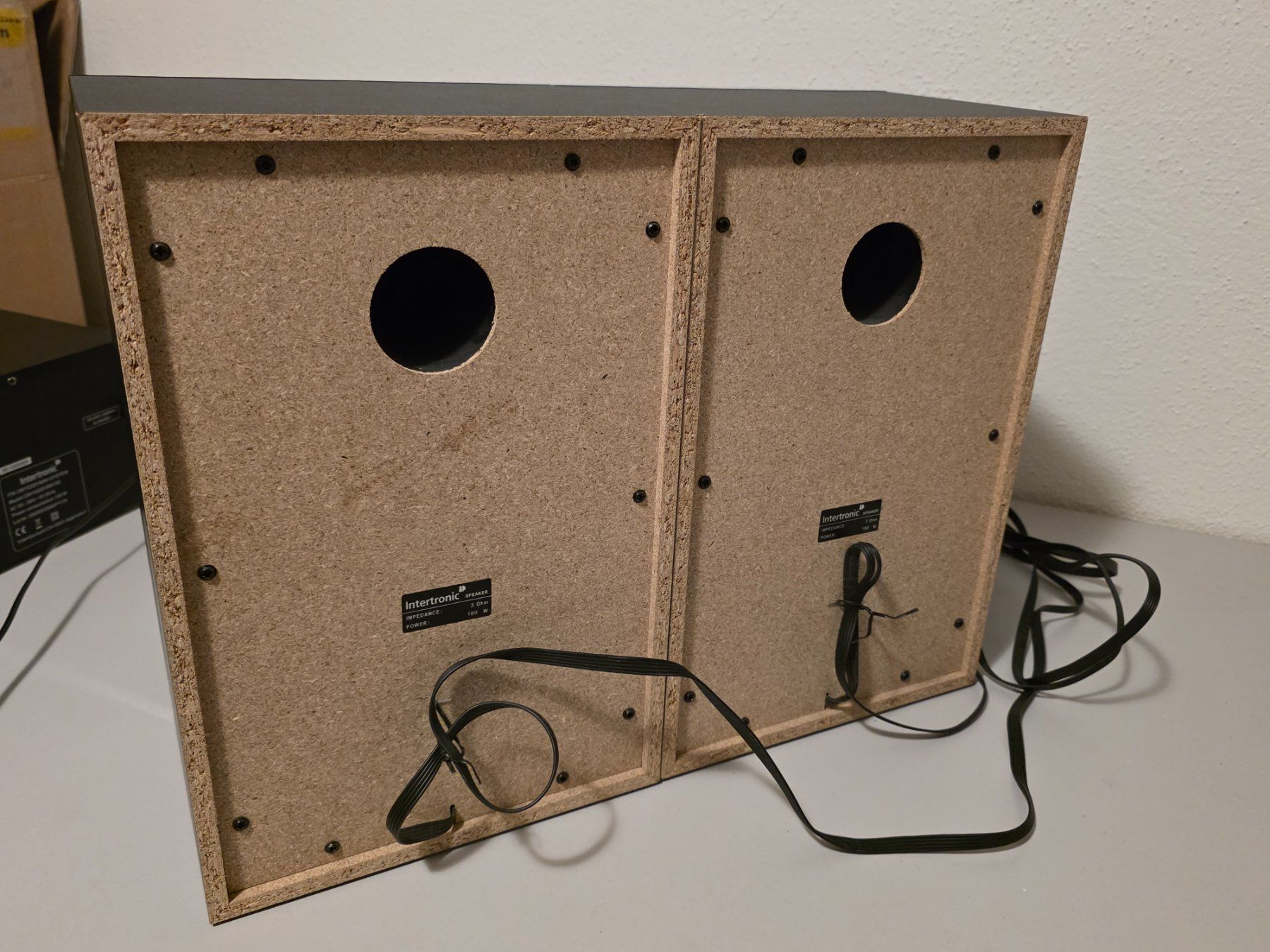 Lettore multimediale & Streamer: Kompakte Musikanlage mit Bluetooth und Lightshow Intertronic – Usato da Badäl venduto da RYzeR9980X4D 6