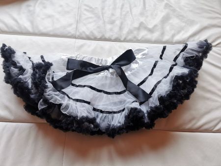 Tutu Rock weiss / schwarz *NEU* one size
