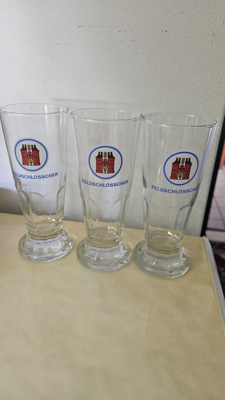 Feldschlösschen Bicchieri: 3 bicchieri Feldschlösschen – Usato da Melano venduto da H-Sara