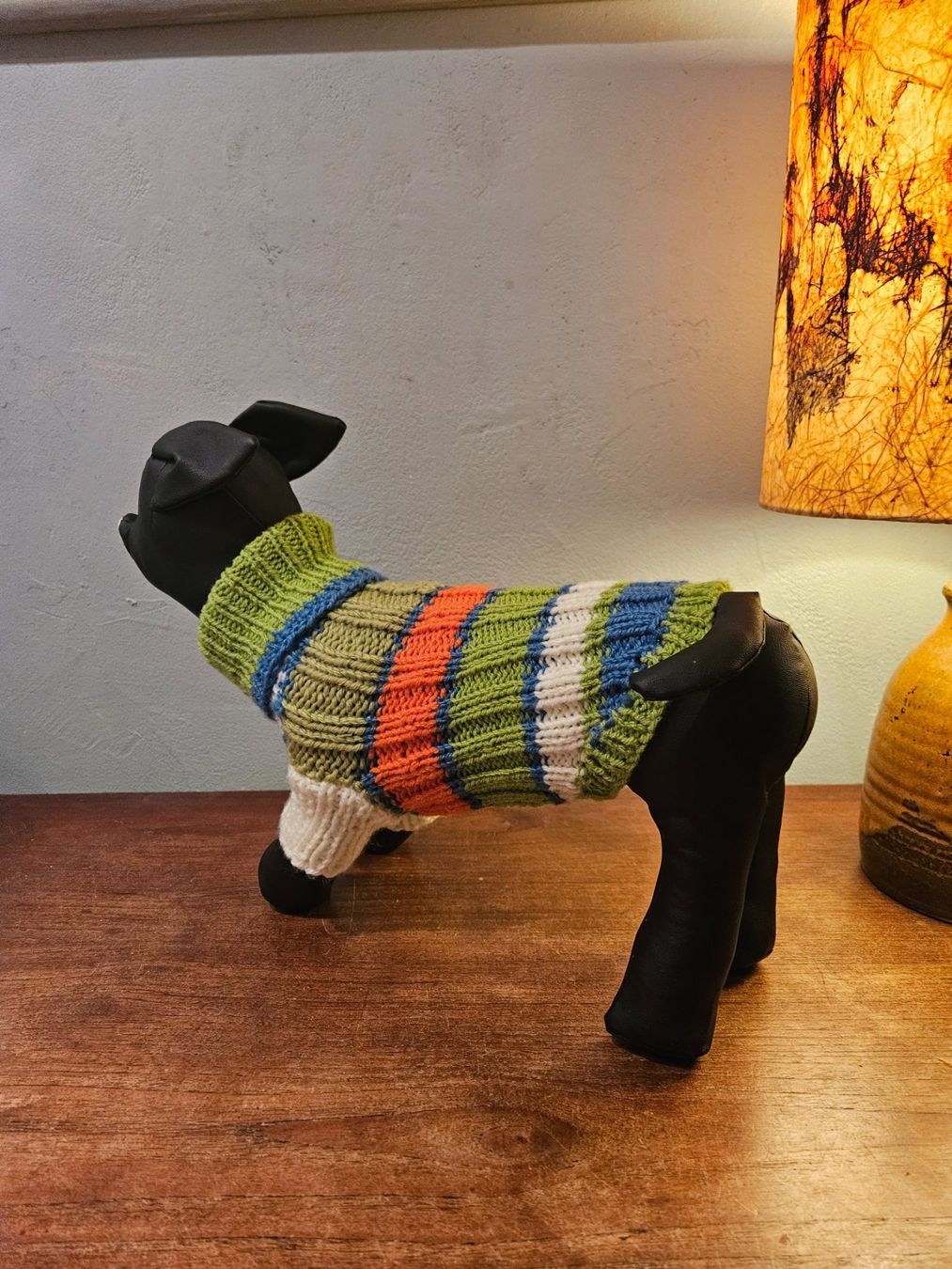 Abbigliamento: pull chien neuf modele unique T25-26 – Nuovo e nell'imballaggio originale da Thônex venduto da lacomtessedesfees