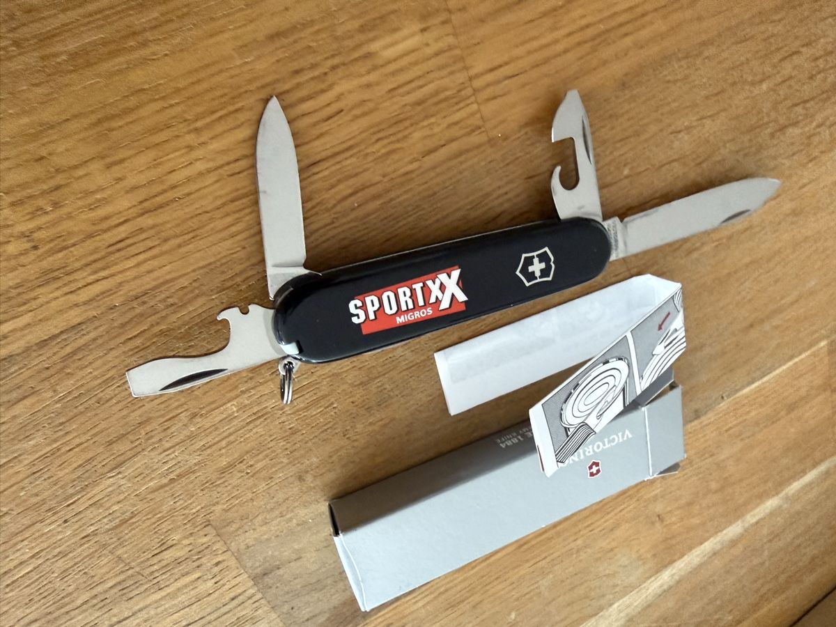 Victorinox Taschenmesser: Victorinox SportXX Taschenmesser mit OVP! – Neu und originalverpackt aus Goldach von Messerguru