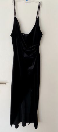 Abendkleid schwarz / Samtkleid von Zara Gr. XL
