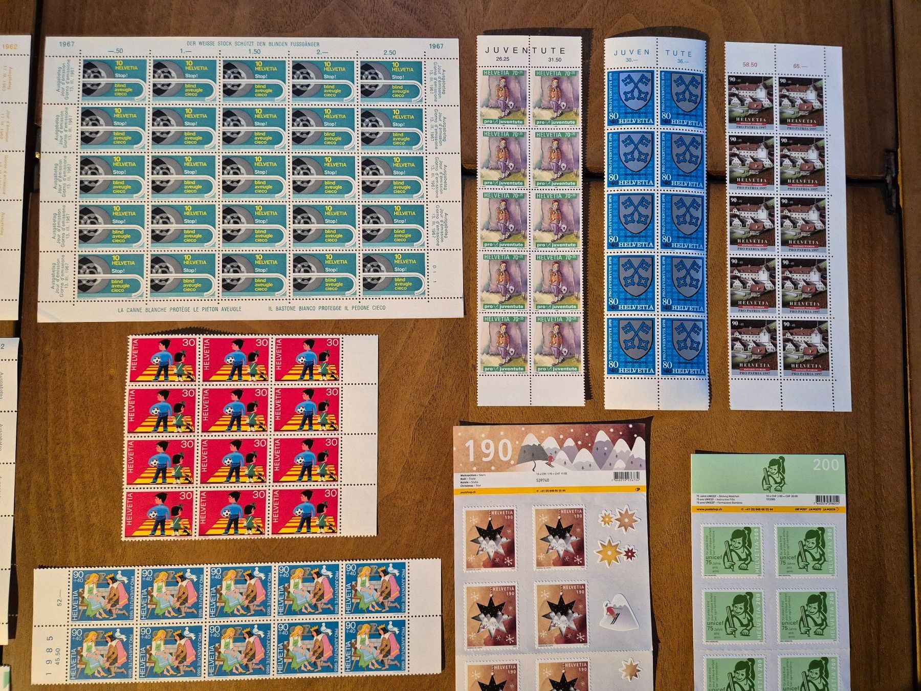 Tutti i francobolli: Frankaturware 100 CHF. GRATISLIEFERUNG ! – Nuovo (secondo la descrizione) da Horgen venduto da frankatur 2