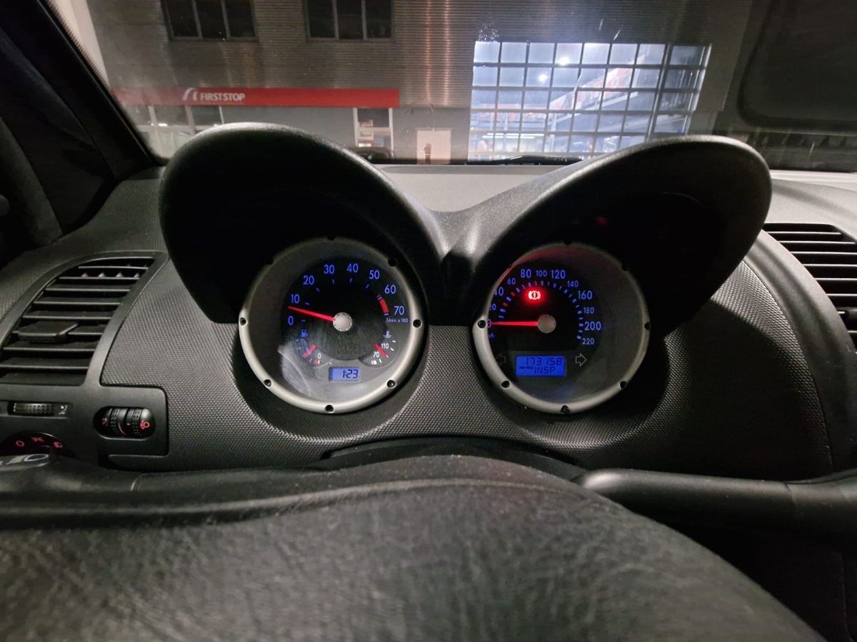 VW Autos: Vw lupo 1.4 MPI – Defekt aus Bülach von bogdy.ro 5