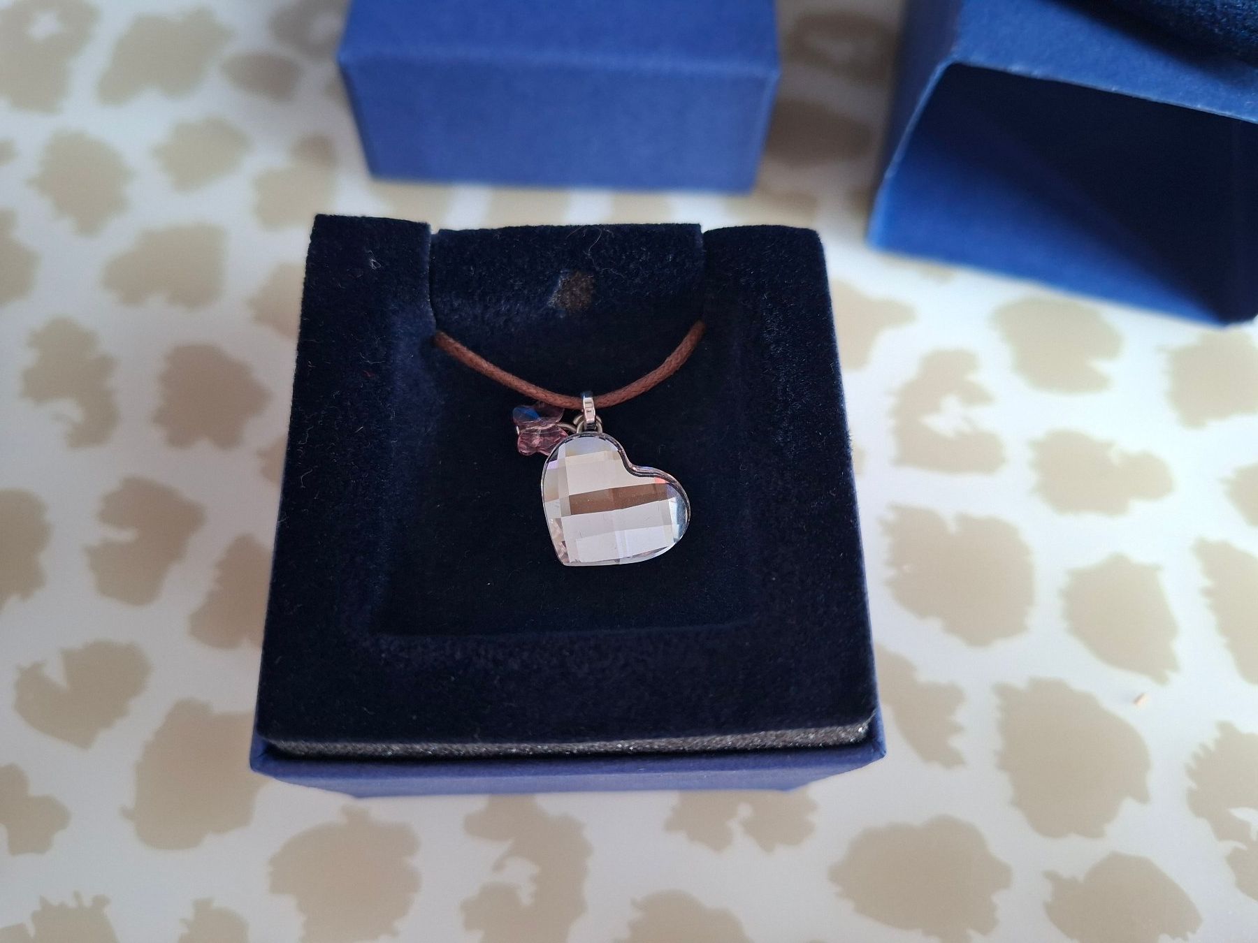 Swarovski Ketten: Swarovski Herzkette – Gebraucht aus Oberwil/Dägerlen von Dominique1606