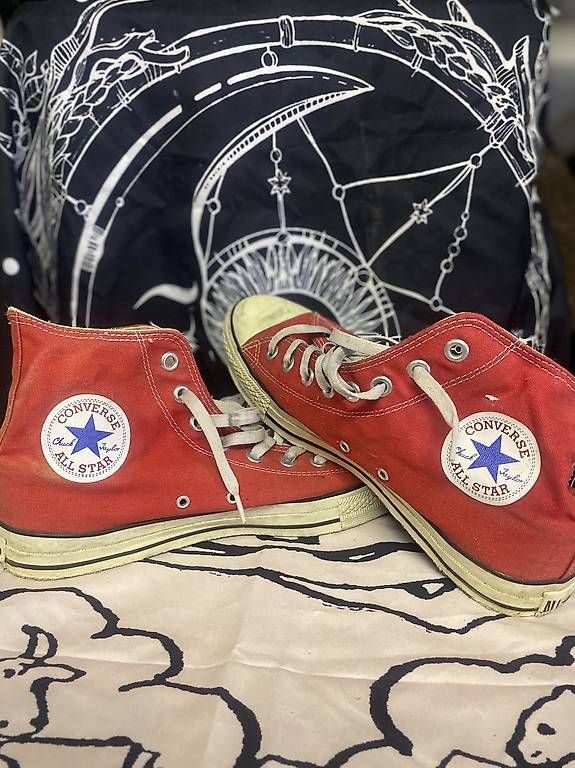 Chaussures hommes: Converse Chucks 42,5 – D'occasion à Bottmingen par Bordsteinkante