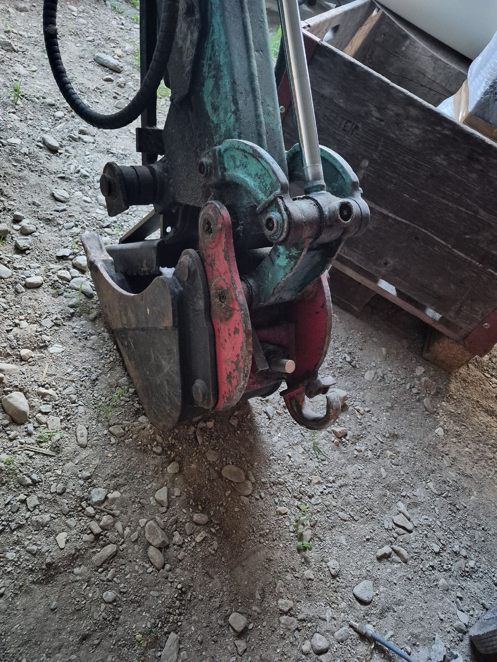 Bagger: minibagger kobelco 1000kg!! – Gebraucht aus Cevio von BiadiciN 7