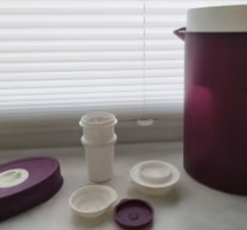 Tupperware Contenitori & Simili: Tupperware Wasserfilterkrug – Usato da Scheunen venduto da klare2 2