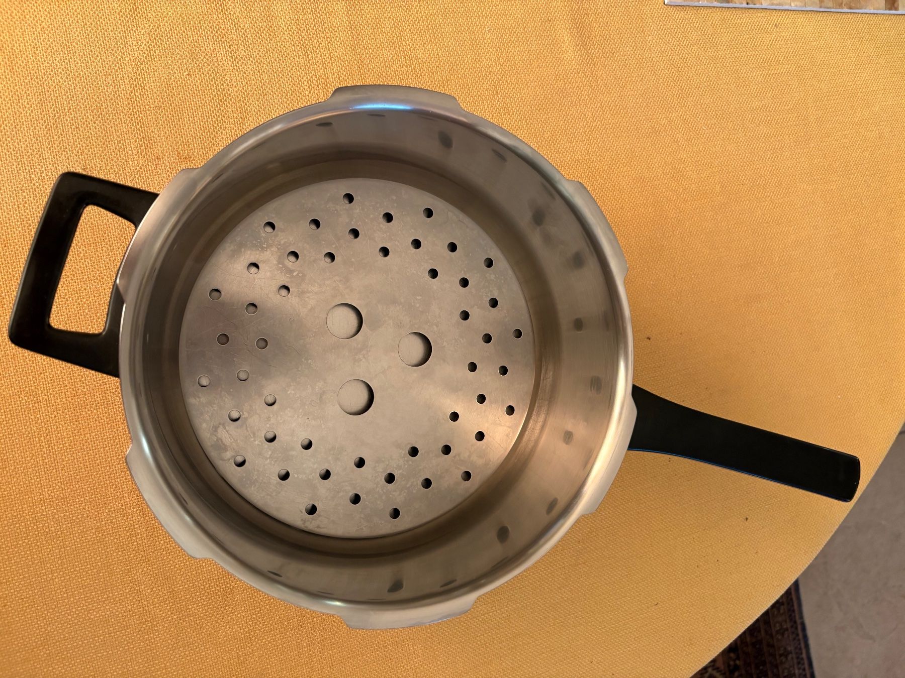 Kuhn Poêles: 3.5Lt-Dampfkochtopf Duromatic Kuhn Rikon – D'occasion à Oberweningen par Gerini 1