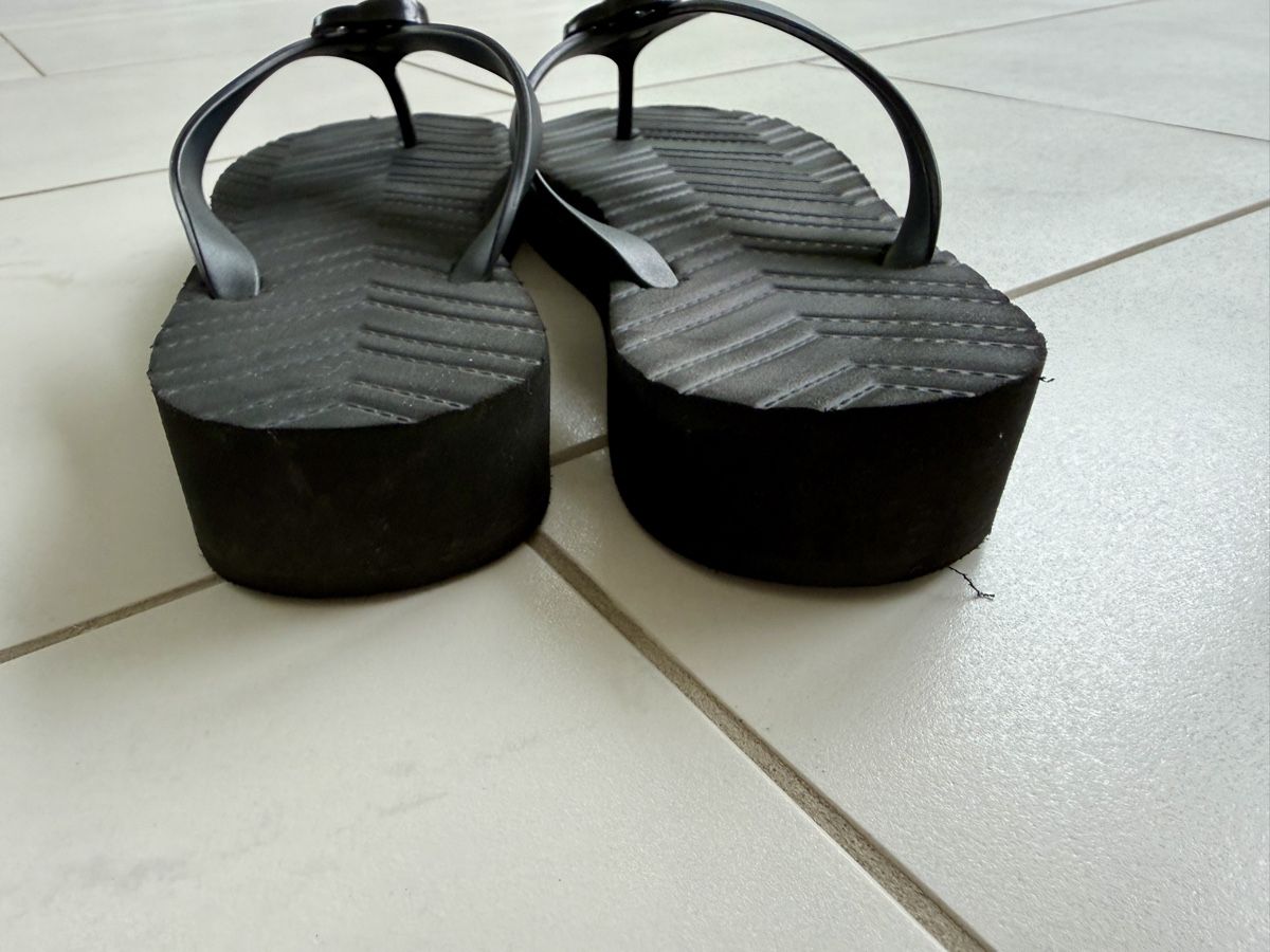 Gucci Scarpe da donna: Gucci Flip Flops Gr 39 – Usato da Küsnacht ZH venduto da divarocci 2