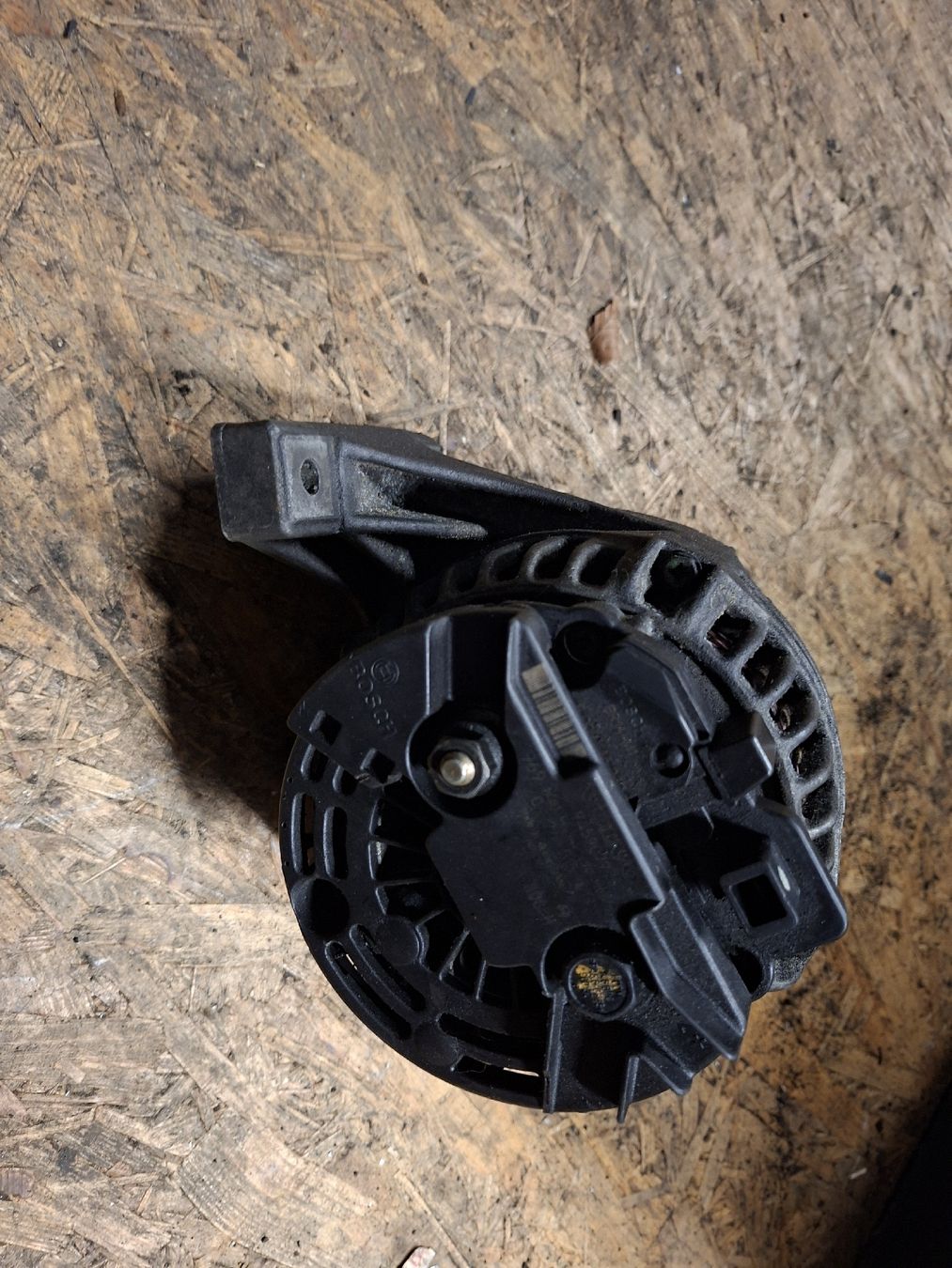 Volvo Tutti pezzi di ricambio auto: Volvo Alternator V70 S70 C70 – Usato da Ermensee venduto da volvo-Turbo 1